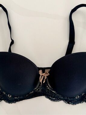 Le Mystere Black T-Shirt Bra with Lace Trim and Bow